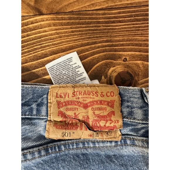 Levi's 501 Jeans Men's 34x32 Blue Cotton Denim Straight Leg Button Fly Workwear - Picture 3 of 6